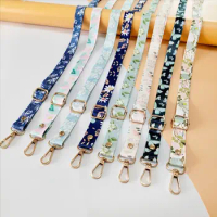 Cute Neck Strap Charm Phone Lanyards for iPhone/Samsung/Huawei Mobile Phone Cases Straps Key Chains ID Cards