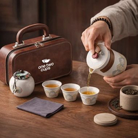 One Two Cups Set Teko Gelas Keramik Kopi Teh 3 Cangkir 1 Teko 1 Toples - S520 - White