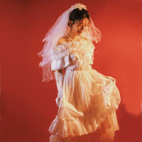 2026 New Retro Nostalgic Wedding Dress Hong Kong Style Lace Trim Off-Shoulder White Gown Studio Them