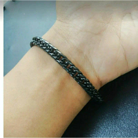 Gelang titanium hitam pria wanita anti karat terbaru