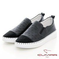 【CUMAR】排鑽鏤空休閒鞋-黑