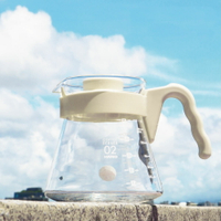 限定色 HARIO V60好握咖啡壺 700ml–奶茶色／VCS-02-IV-TW