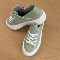 Free Box Sepatu Sneakers Pria Wanita Import Sepatu Sneakers Kanvas IC003