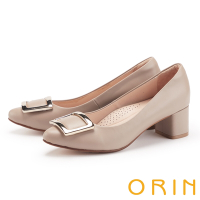 ORIN 金屬方釦真皮粗中跟鞋 可可