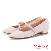 【MAGY】尖頭珍珠瑪莉珍低跟鞋(粉紅)