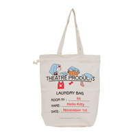 小禮堂 Hello Kitty x THEATRE 帆布束口側背袋 束口手提袋 帆布托特包 書袋 (米)