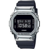 G-SHOCK 絕對強悍質經典5600系列金屬質感休閒錶(GM-5600-1DR)/橡膠帶43.2mm