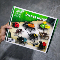 Insect World 8 in 1 terdiri dari 600pcs