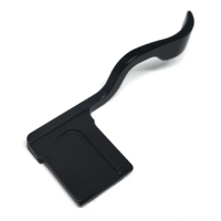 Aluminum Hot Shoe Cover Thumb-Up Hotshoe Thumb Grip for Fujifilm X-T30 Camera (for Fuji XT-10 XT20 XT3 XT2) Black
