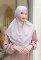 Hijab Wanita Cantik.com Hijabwanitacantik - Instan Baiti Apple | Hijab Instan | Jilbab Instan Premium Printing Bahan Diamond Varian Almond