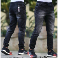 jogger jeans pria!!Celana jeans jogger sobek cakar pria terbaik distro bandung Denim