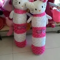 boneka guling kepala hello kitty pink