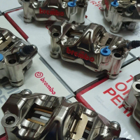 KALIPER BREMBO GP4RX 108mm KANAN /RIGHT