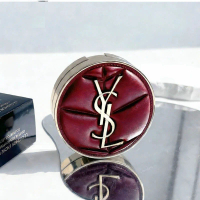 YSL | รองพื้นคุชชั่น เนื้อแมตต์บางเบา ปรับผิวกระจ่างใส 14 กรัม