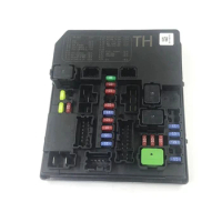 Automobile IPDM BCM Body Module Fuse Box For Nissan Sentra Livina Tiida 284B7ED03A 284B7-ED03A