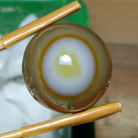 Batu Sulaiman motif puser mata dewa. Bukan Tapak Jalak Combong