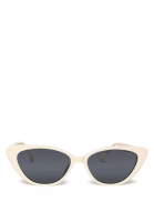 London Rag Laid-Back Oval Cat Eye Sunglasses In Beige/Grey