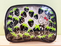 【震撼精品百貨】Hello Kitty 凱蒂貓 Hello Kitty日本SANRIO三麗鷗KITTY透明化妝包/筆袋-草莓黑*79237 震撼日式精品百貨