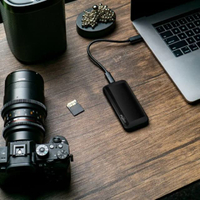การ์ดเอสเอสดี อุปกรณ์จัดเก็บข้อมูลภายนอก รุ่น X8 1TB (CT1000X8SSD9) Portable SSD, USB 3.2 Gen 2, up