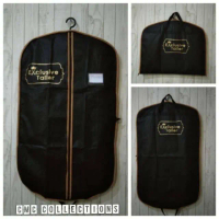 Cover jas pria / sarung jas pria / suit cover / cover gantungan baju jas / pelindung baju jas