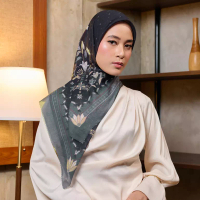 ZM [INCLUDE PREMIUM HARD BOX] ZM Zaskia Mecca - Scarf Syari Primadona Series Lilya Raya Ink 125 | Hi