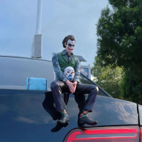 ตุ๊กตาตัวตลก ตัวละคร Heath Ledger DC Batman ตุ๊กตา อัศวินรัตติกาล โมเดลรถ เครื่องประดับ