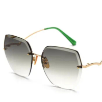 Vintage Sunglasses Rimless Cut Edge Sunglasses Fashion Designer Shades Luxury Metal Big Frame Gradient Square Sunglasses UV400