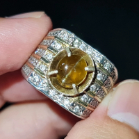 2.12 Unirradiated Cat's Eye Chrysoberyl honey color Ceylon nh ntd nte