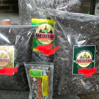 PAKET KOMPLIT MEDIA TANAM AGLAONEMA Plus Pupuk .berat total 5300grm