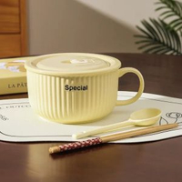 全城熱賣 - 忌廉風陶瓷泡麪碗家用帶蓋保鮮飯碗可微波爐學生手柄碗上班便當盒（奶黃色）6英寸泡麪碗+保鮮蓋+黃長勺+筷子 1000ml