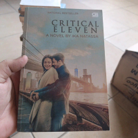 [Buku Bahasa Indonesia] Critical Eleven  Ika Natassa