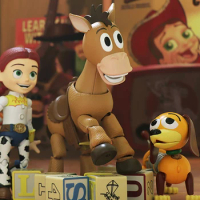 Herocross Genuine Pixar Toy Story Red Heart Horse Alloy Mobile Model Set Trendy Play