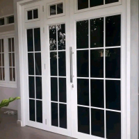 Pintu Lipat Aluminium 3 Daun Kusen 1 Set Tinggal Pasang Jendela Kaca Tempered Harga Affordable Bahan