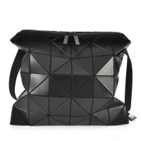 【ISSEY MIYAKE 三宅一生】BAOBAO BLOCKY 6x5 霧面幾何方格斜背包(黑色)