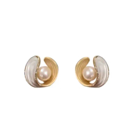 Anting Wanita Model Keong Mutiara / silver 925/ enamel putih / Anting Kebaya
