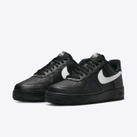 【NIKE 耐吉】Air Force 1 07 男 休閒鞋 經典 AF1 白勾 低筒 舒適 黑白(FZ0627-010)