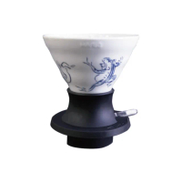 【HARIO】V60橘吉聯名浸漬式濾杯–鳥獸戲畫／T-SSDC-200-W-CG(京燒・清水燒)