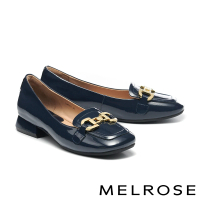 【MELROSE】美樂斯 復古時尚金屬造型釦牛漆皮樂福方頭低跟鞋(藍)