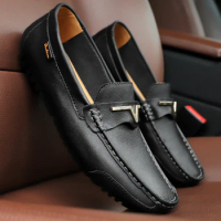 Boat Shoes Breathable Fashion Slip-On Shoes 38-46 Flat Shoes Man Loafers Daily Classics Casual Leather Shoes