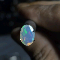 white Opal Ethiopian 1.30ct origin ethiopia A00049