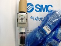 SMC調壓過濾器原裝AW20-02BG 帶SMC壓力表G36-10-01和架子和接頭