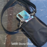 tas selempang kecil