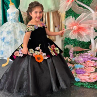 Mexican Embroidery Girl Pageant Dress Off Shoulder Black Princess First Communion Dress Vestido niña Mini Charro Quinceanera