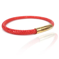 Hot Sale Fish Skin leather Red stingray bracelet ,Stingray Leather Bracelet For Men Jewelry 2017 Luxury Thailand Stingray Bangle