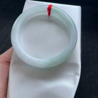 緬甸手鐲細糯化白底飄淡綠翡翠手鐲玉質細膩種水好乾淨清爽