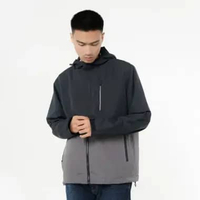 Greenlight Jaket Windbreaker Pria Regular Fit Taslan Velo C010426 Black L