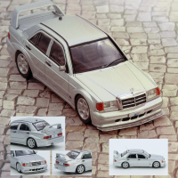MERCEDES BENZ 190E SilverI 1:64 (INNO64)