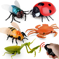 Free Shipping Realistic Infrared Remote Control Insects Fly Bee Ladybug Crab Mantis Mouse Prank Toys