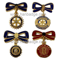 Customize Rotary International Pendants Custom Inner Wheel Lapel Pins Rotaract Club Badges Hard Enamel