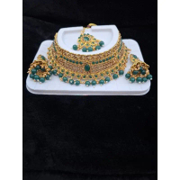 crystal necklaces very beautiful design from india wear with saree ,lehenga and thai dresses คําแนะน